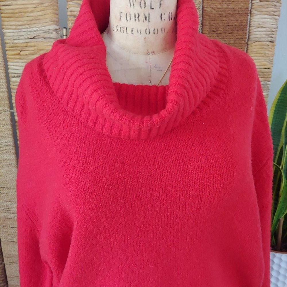 ♥️SOLD♥️Rachel Zoe Oversized Turtleneck Sweater - Picture 3 of 8